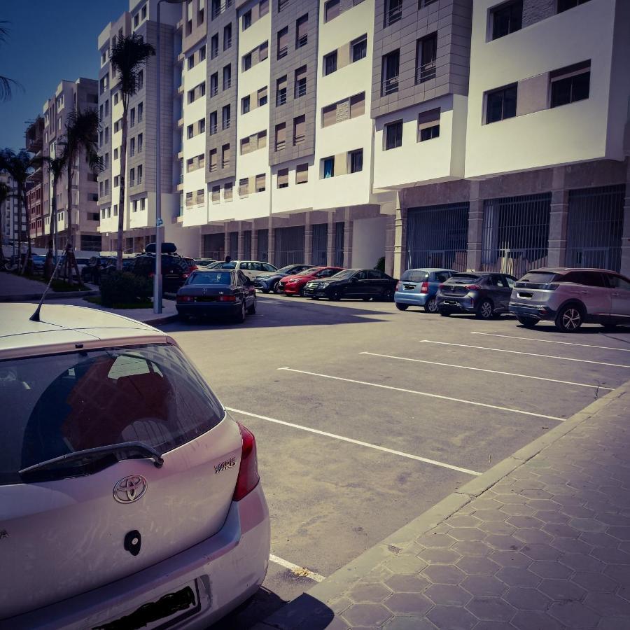 Super Apartement Totalement Neuf A Cote De Marjane Avec La Climatisation Et Wifi Танжер Екстериор снимка