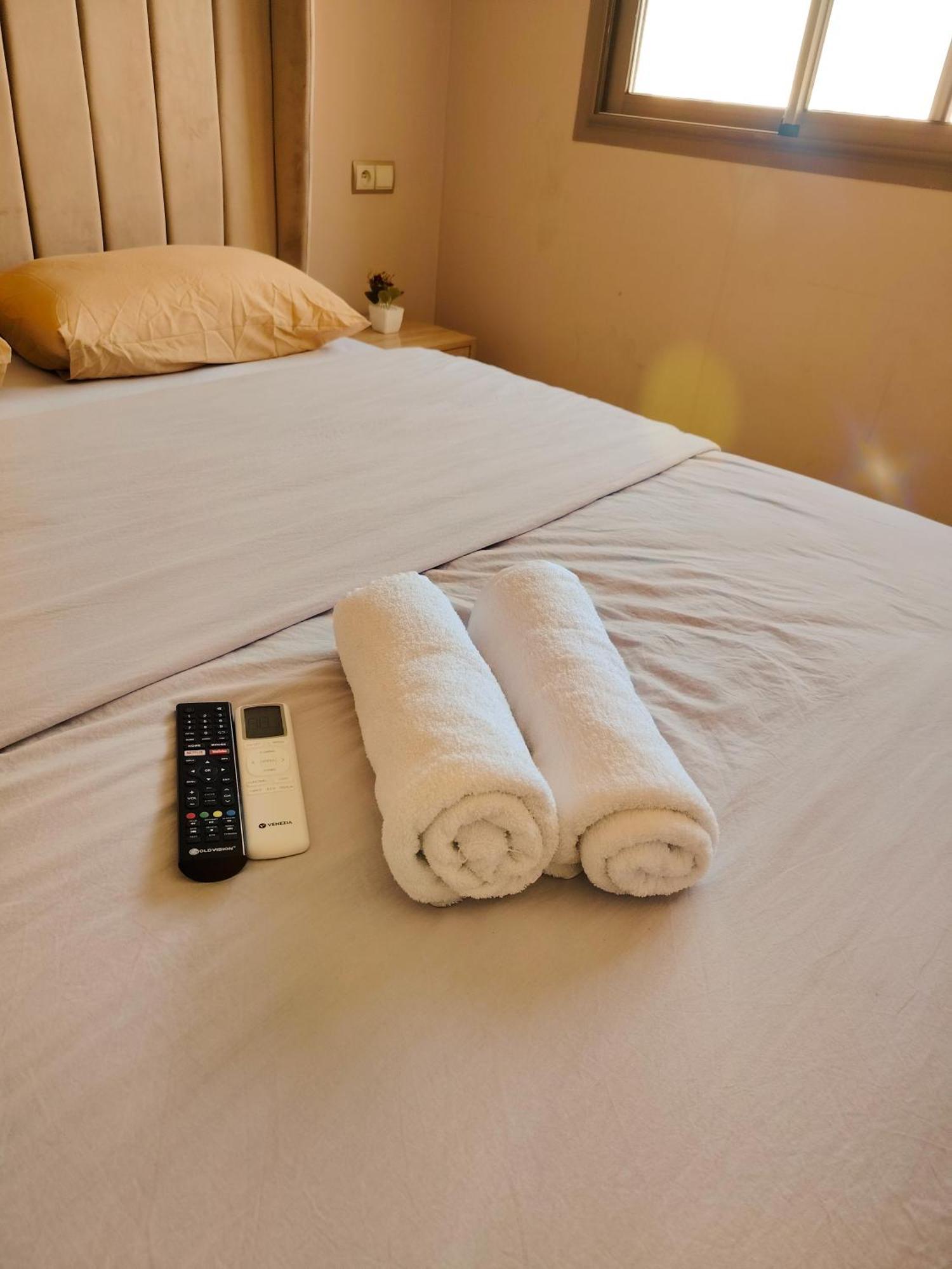 Super Apartement Totalement Neuf A Cote De Marjane Avec La Climatisation Et Wifi Танжер Екстериор снимка